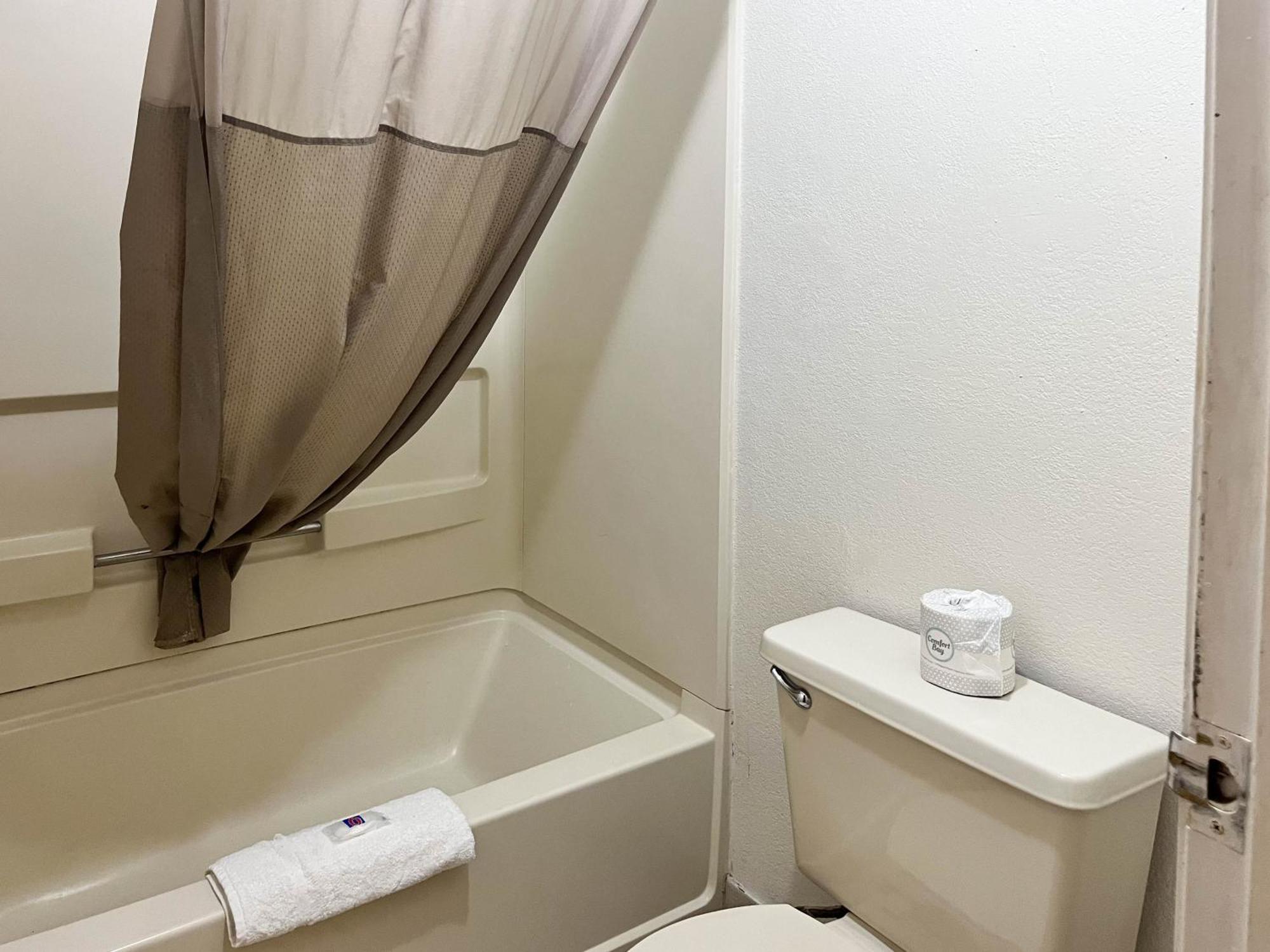 Motel 6-Dayton, Oh - Englewood Eksteriør billede